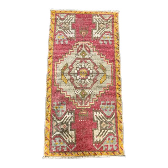 Turkish Yastik Rug 1'6" x 3' For Sale