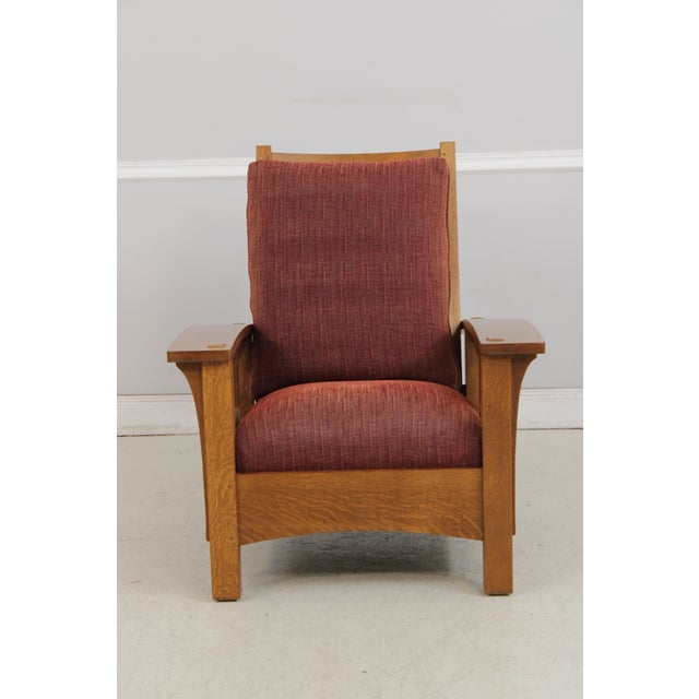 Age: Approx: 20 Years Old Details: Finish no.35 High Quality Construction Arts & Crafts Oak Adjustable Back Bow Arm...