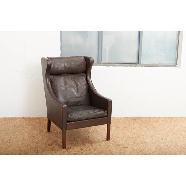 Model 2204 Wingback Armchair in Leather with Wood Legs by Børge Mogensen for Frederica, 1963 For Sale - Image 11 of 13