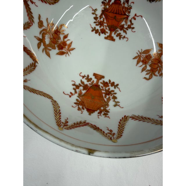 Japanese Mid 20th Century Neo Classical Gilt-Rimmed Hand Painted Porcelain Bowl on Stand For Sale - Image 3 of 12