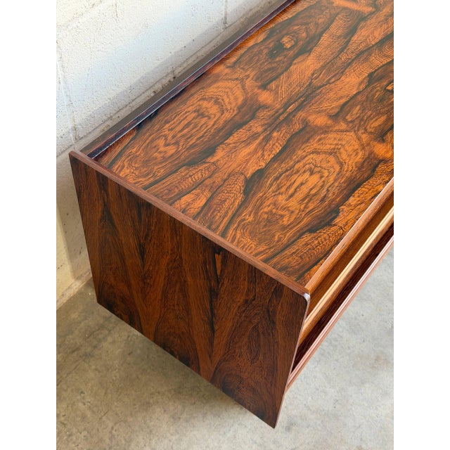 Rosewood Four Drawer Dresser Chest Low Storage Bagn Møbelindustri Bruksbo Norway 1960s For Sale - Image 9 of 10