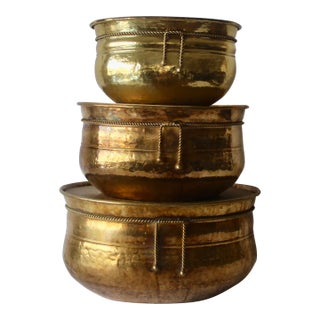 Vintage Moroccan Style Hammered Brass Oval Nesting Planters Decorative Rope Tassel Detail- Set of 3 For Sale