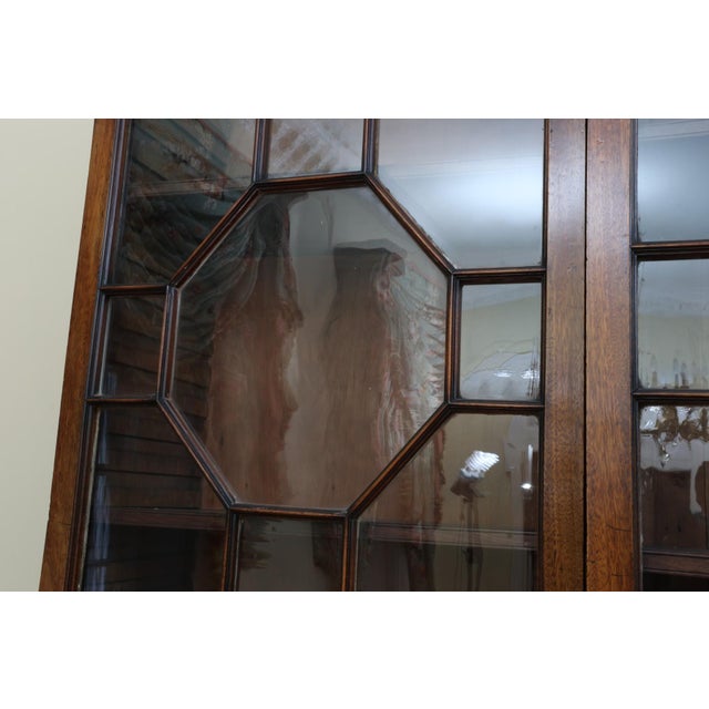 Antique Georgian Mahogany Breakfront Library Bookcase For Sale In New York - Image 6 of 17