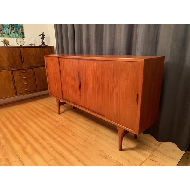 Bruno Hansen Danish Highboard by Henning Kjaernulf for Bruno Hansen, 1960s For Sale - Image 4 of 18