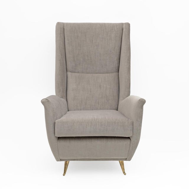 Mid-Century Modern Velvet High Back Armchairs attributed to Gio Ponti for ISA Bergamo, 1950s, Set of 2 For Sale - Image 4 of 10