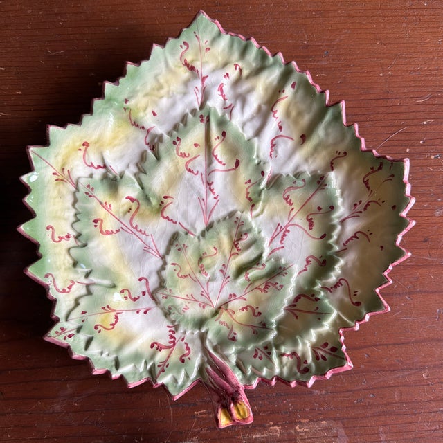 Farmhouse A Vintage Set of 4 Faianças Belo Portugal Majolica Geranium Leaf Dishes, Circa 1970's For Sale - Image 3 of 11