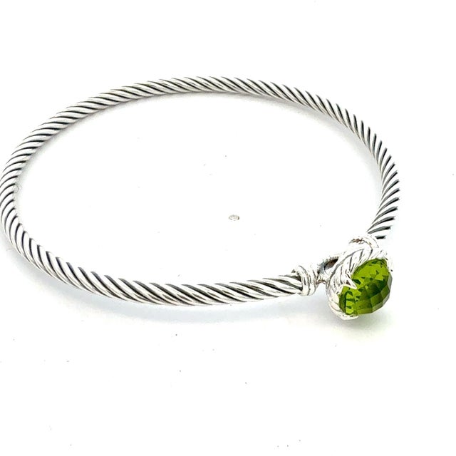 1990s David Yurman Peridot Cuff Bangle 7.5" Sterling Silver 3mm Estate For Sale In New York - Image 6 of 8
