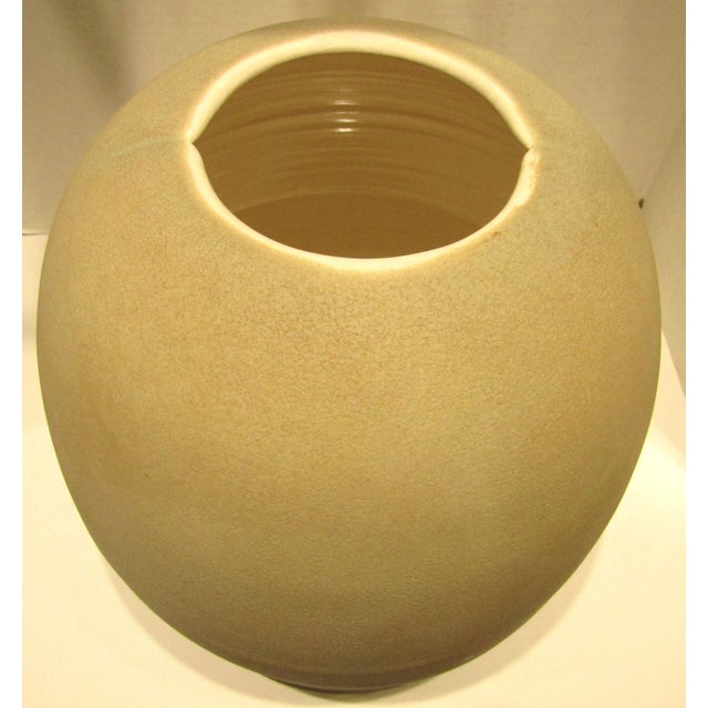 Large and Rare Porcelain Lidded Vessel / Pot Signed Wayne Fischer Circa 1980s For Sale - Image 11 of 17