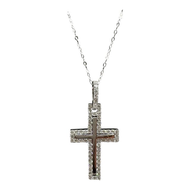 Diamond Cross Pendant Necklace in 14kt White Gold – 1.20ctw, 18in, New For Sale
