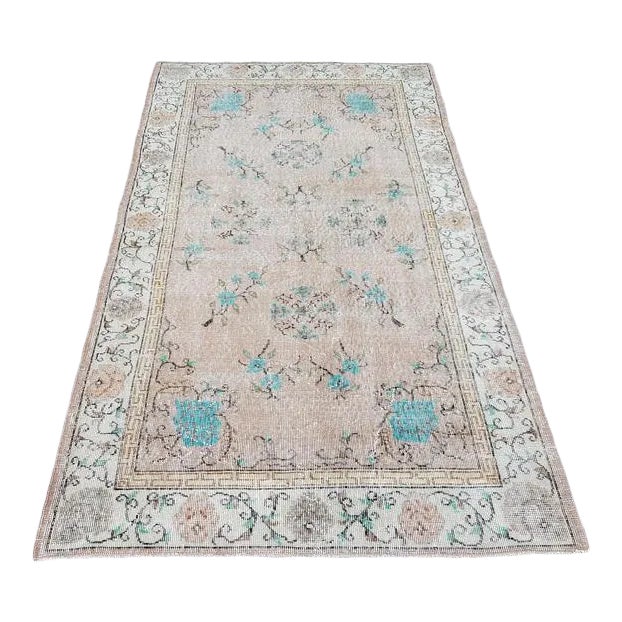 1960s Vintage Floral Handknotted Wool Rug- 3′11″ × 6′11″ For Sale