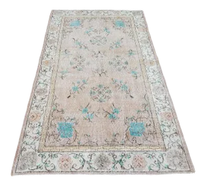1960s Vintage Floral Handknotted Wool Rug- 3′11″ × 6′11″