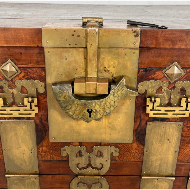 Antique Late 19th Century Joseon Dynasty Korean Bandaji Cabinet. For Sale In Boston - Image 6 of 14