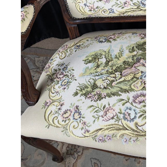 Vintage French Louis XV Style Upholstered Romantic Settee / Loveseat Settee For Sale - Image 13 of 18