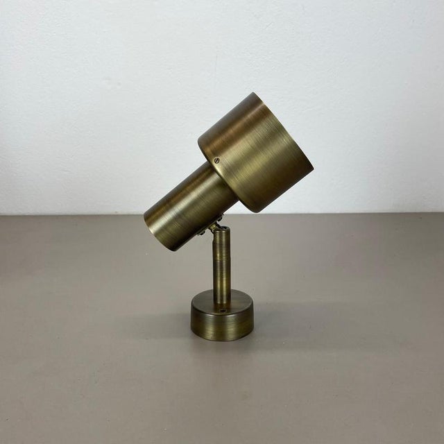 Metal Minimalist Brass Tube Spot Wall Lights, Italy, 1970s, Set of 2 For Sale - Image 7 of 18