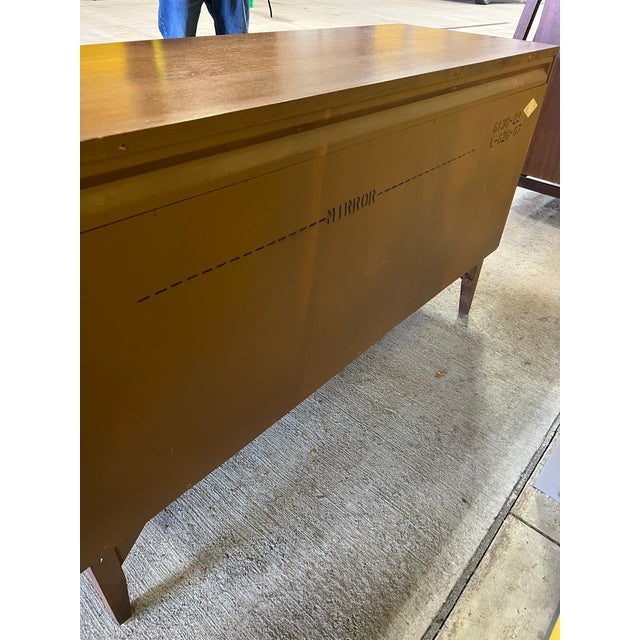 1950s Broyhill Brasilia 6 Drawer Lowboy Dresser With Mirror For Sale In Milwaukee - Image 6 of 11