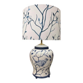 Vintage Italian Hand-Painted Blue & White Ceramic Bird Table Lamp For Sale