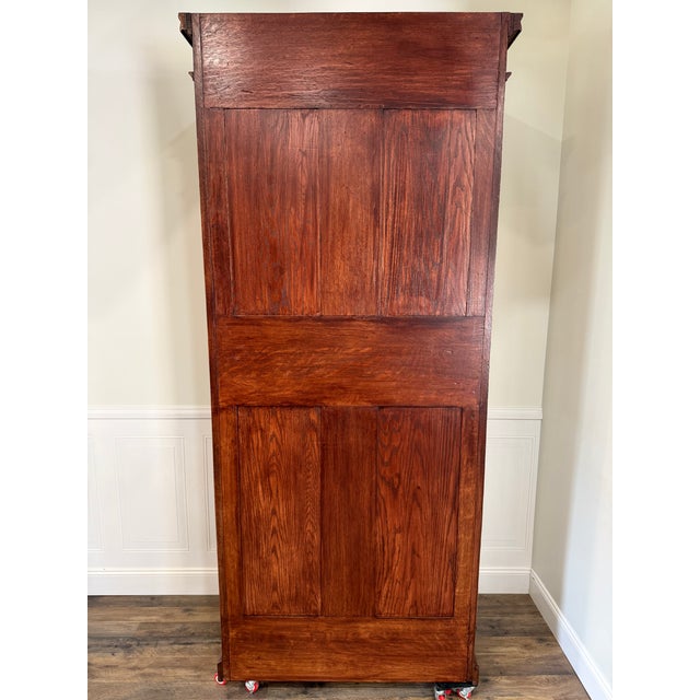 Early 20th Century Quarter Sawn Oak Tall Cabinet / Pantry For Sale - Image 17 of 18