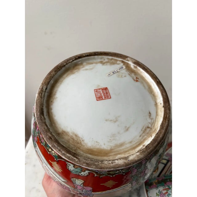 Late 19th Century Chinese Porcelain Kamcheng, a Famille Rose Medallion Vinegar Jar With Lid and Gold Handle For Sale - Image 9 of 14