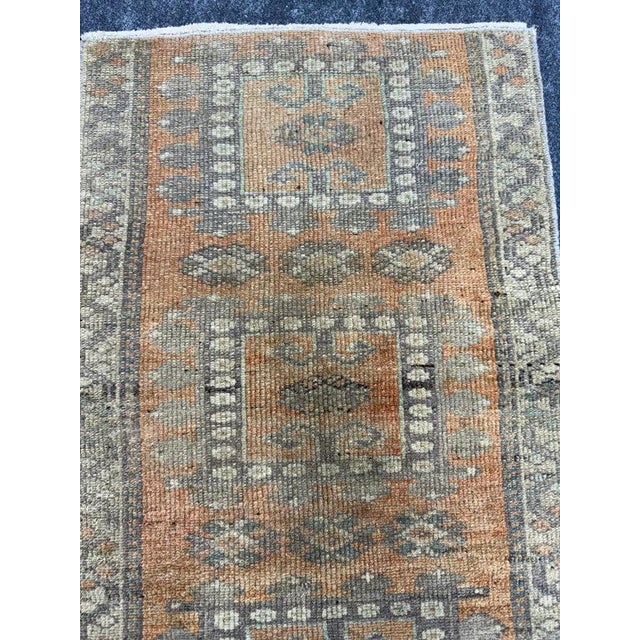 Turkish Yastik Rug 1'6" x 2'7" For Sale - Image 4 of 5