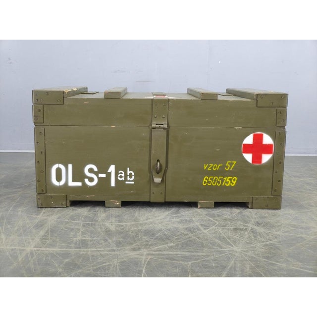 Gold Czech Military Vzor 57 Medical Storage Chest, 1950s For Sale - Image 8 of 13
