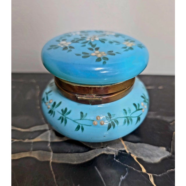 Late 19th Century Moser French Opaline Glass Powder Jar For Sale - Image 5 of 7
