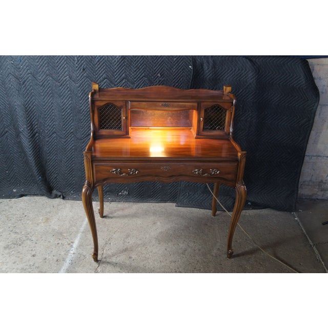 Late 20th Century National Mt Airy French Provincial Louis XV Walnut Writing Desk W Mirror & Light For Sale - Image 12 of 15