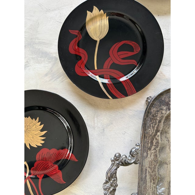 Fitz and Floyd Fitz and Floyd Black Floral Salad Plates 1979 Vintage Porcelain 7.5 Inch - Set of 4 For Sale - Image 4 of 11