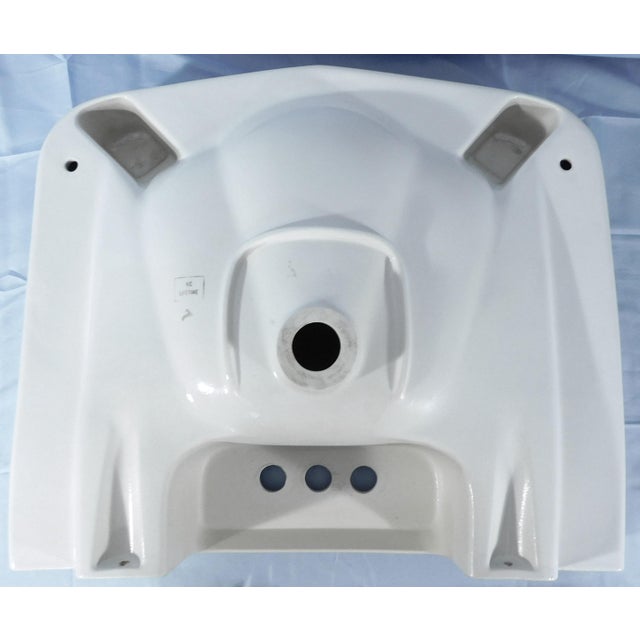 1948 Vintage Art Deco White Vitreous China Pedestal Sink in Excellent Condition For Sale - Image 15 of 18