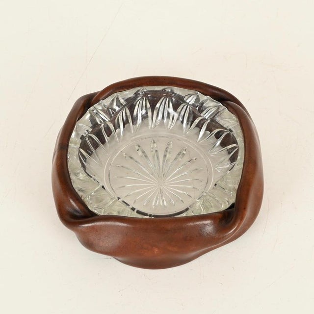 Curved Nova Ashtray in Brown Leather and Cut Crystal from Tecno, Italy, 1950s For Sale - Image 3 of 12