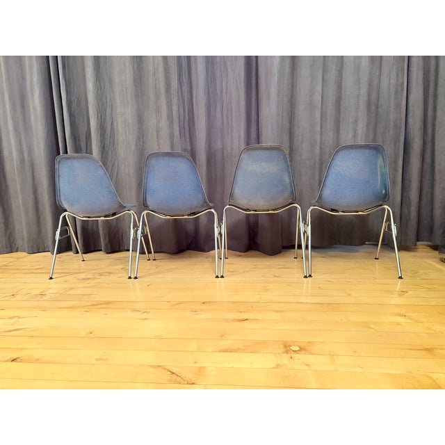Mid-Century Modern DSS Chairs in Fiberglass by Charles and Ray Eames for Herman Miller, 1970s, Set of 4 For Sale - Image 3 of 18