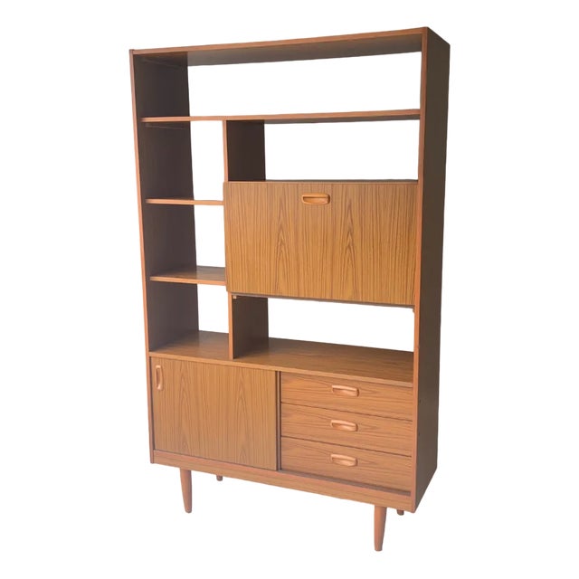 Mid-Century Modern Wall Unit by Schrieber, 1960s For Sale
