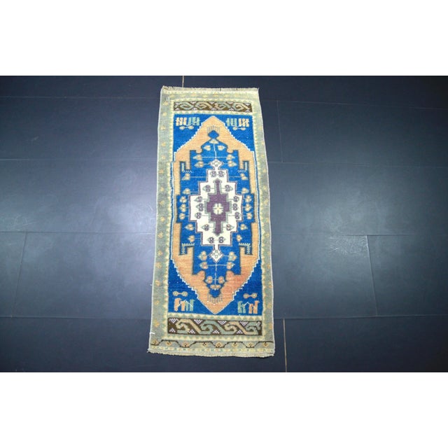 Medalloin Design Turkish Anatolian Small Rug For Sale In Phoenix - Image 6 of 6