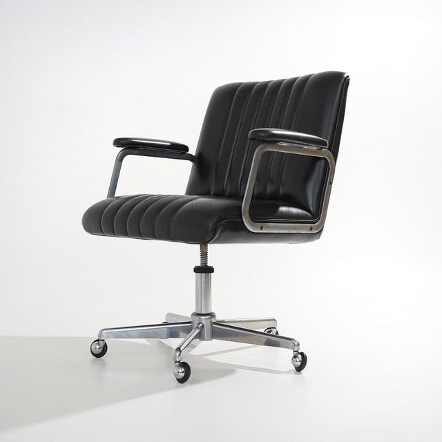 Modern Office Chair by Osvaldo Borsani for Tecno, 1960s For Sale - Image 3 of 14