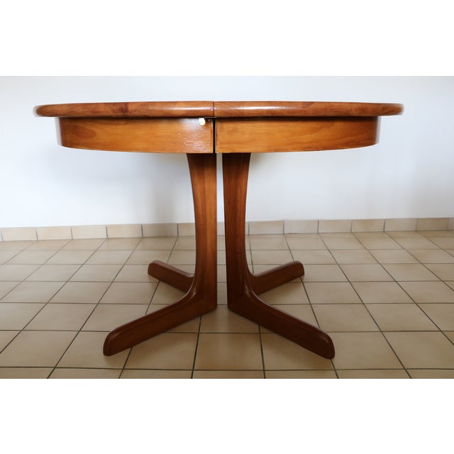 Extendable Round Table in Wood, 1970s For Sale - Image 17 of 17