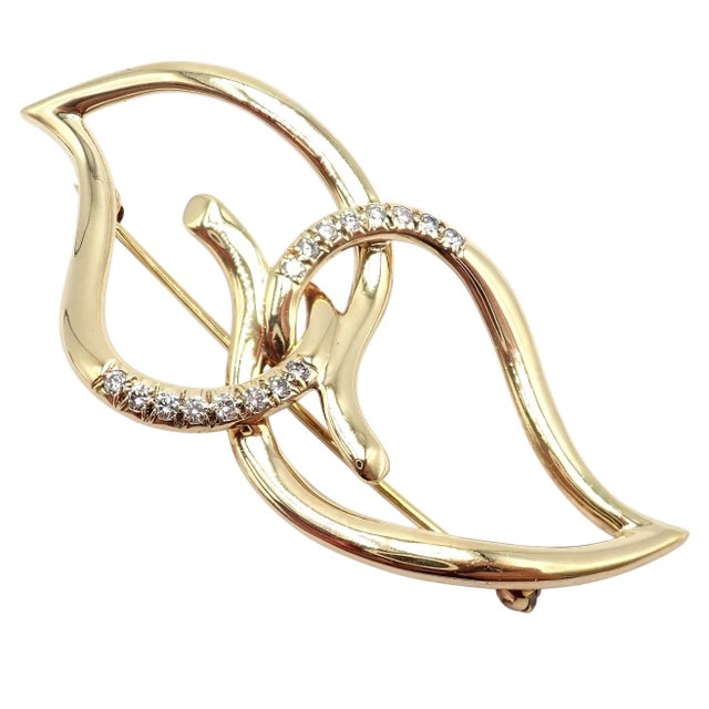 Tiffany and Co. Vintage Tiffany & Co. Yellow Gold Diamond Two Leaf Double Brooch Pin For Sale - Image 4 of 13