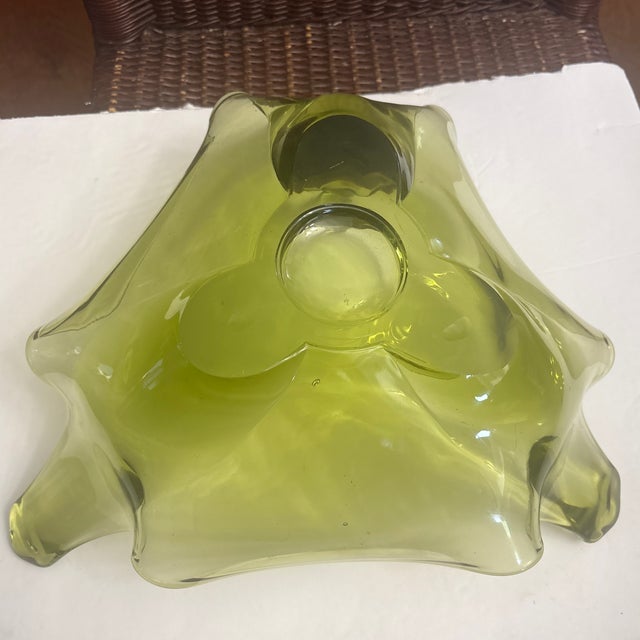 Viking Glass Company Viking Avocado Green Flying Nun Serving Bowl For Sale - Image 4 of 4