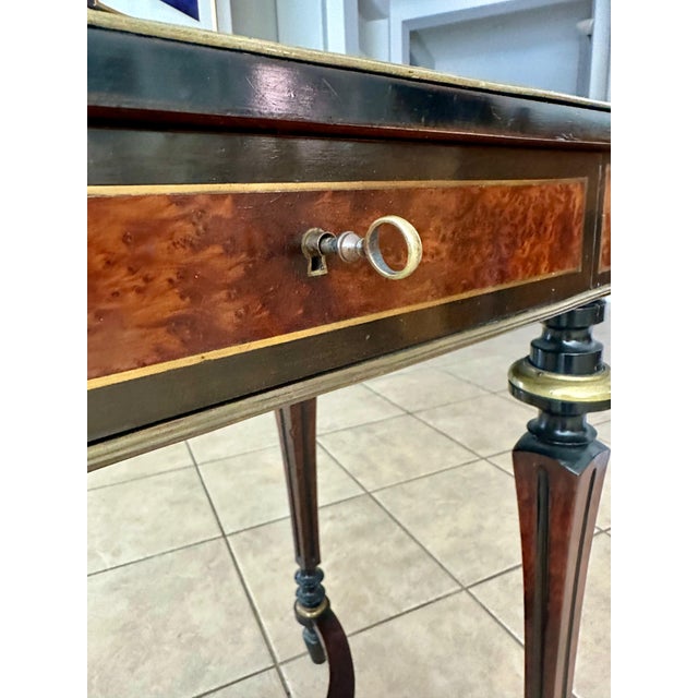 Antique 19th-Century French Napoleon III Work or Vanity Side Table For Sale - Image 17 of 18