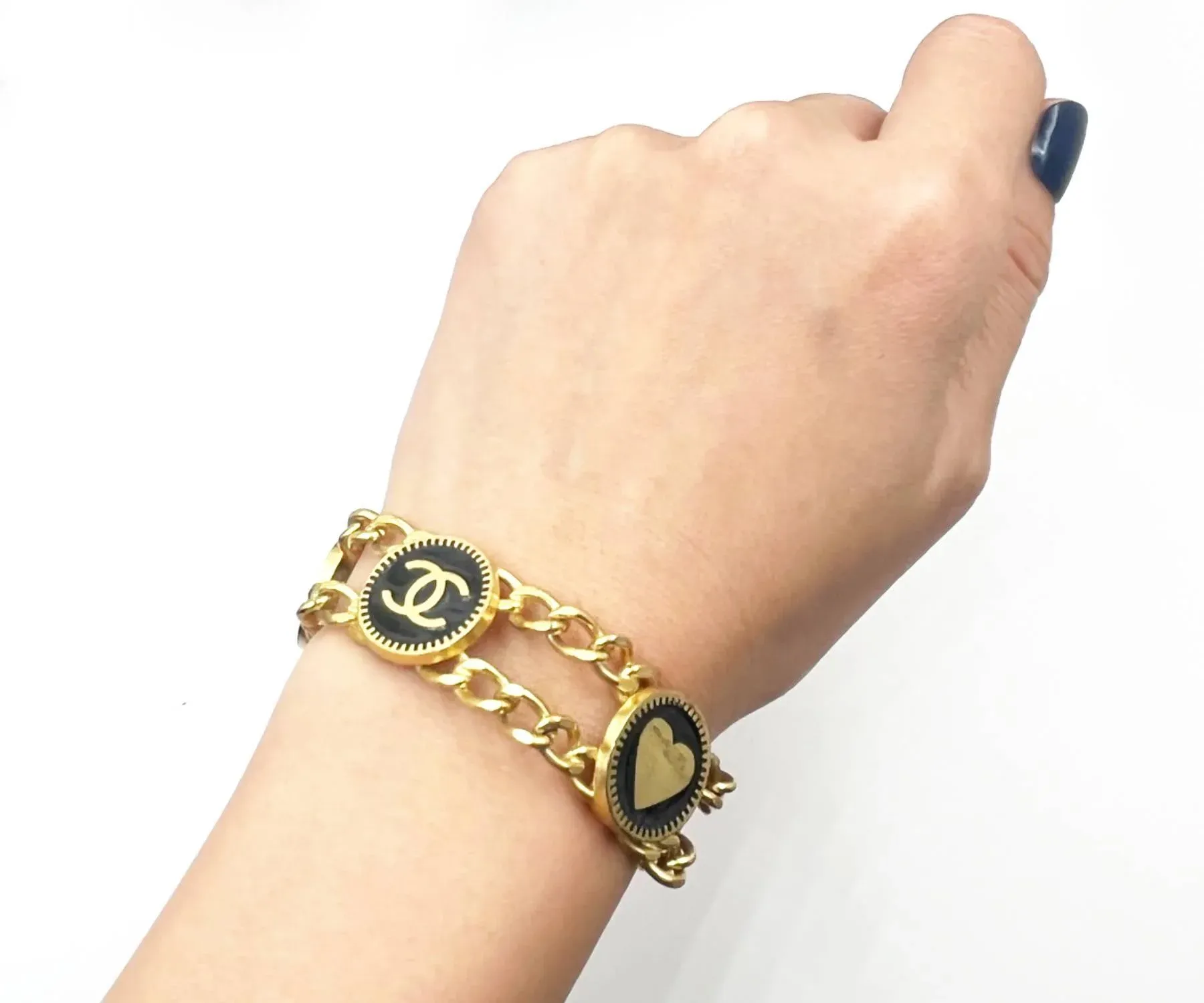 chanel-vintage-gold-plated-cc-