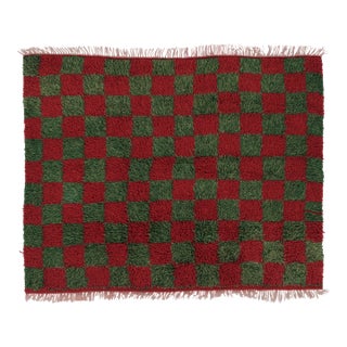 Vintage Turkish Tulu Rug, Red and Green Checkered Pattern - Rug & Kilim For Sale