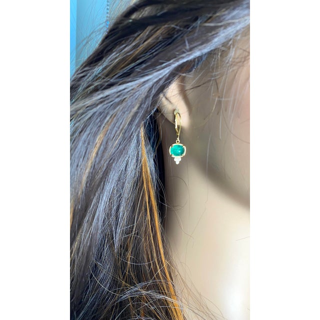 Metal 14k Yellow Gold Colombian Cabochon Emerald and Diamond Lever Back Hoop Earrings - 2 Pieces For Sale - Image 7 of 10