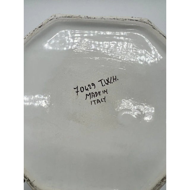 Mid 20th Century Vintage Italian Handpainted Dogwood Octagonal Cache Pot For Sale - Image 5 of 8