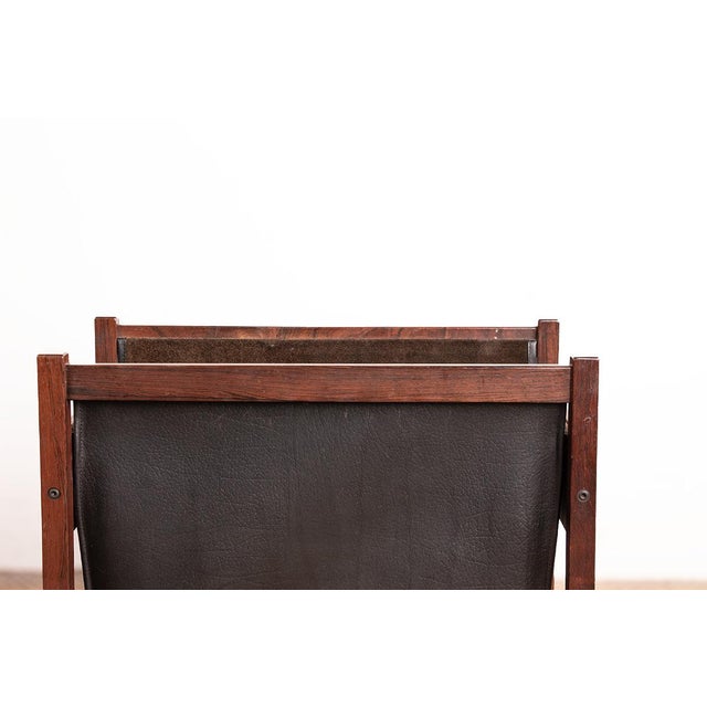 Danish Magazine Rack in Rosewood and Leather, 1960 For Sale - Image 3 of 13