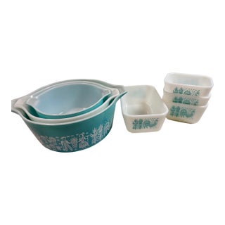 Vintage Pyrex Turquoise "Amish Butterprint" Cinderella Nesting Bowls & Fridgies - 7 pcs For Sale