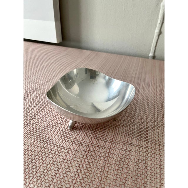 F.B. Rogers Midcentury Silverplate Footed Bowl For Sale - Image 12 of 13