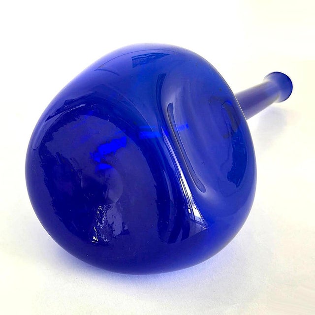 Royal Blue Vintage Swedish Hand Blown Cobalt Glass Vase by Arthur Carlsson Percy For Sale - Image 8 of 11