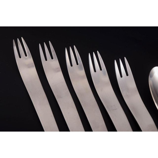Dinner Service for Five Persons by Arne Jacobsen for Georg Jensen, 1960s, Set of 15 For Sale - Image 3 of 5