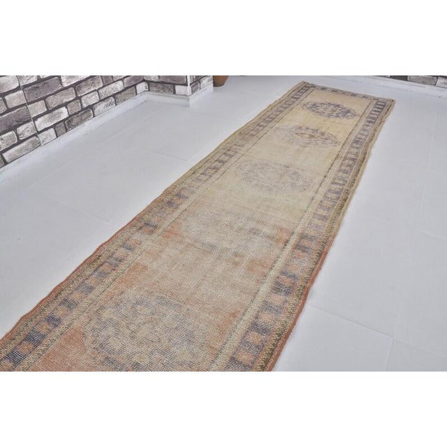 Textile Vintage Faded Turkish Oushak Long Runner Rug With Ombre Abrash and Indigo Borders For Sale - Image 7 of 10