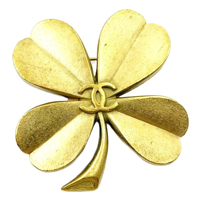1990s Chanel Vintage Gold Plated Clover Brooch For Sale