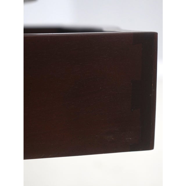 Pair Chippendale Mahogany 2 Drawer Nightstands For Sale In Philadelphia - Image 6 of 18