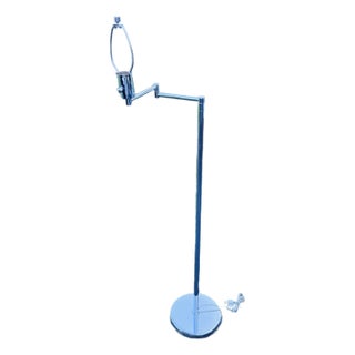 Vintage 1970s Chrome Floor Lamp With Extendable Arm by Hinson Lamp Co. For Sale